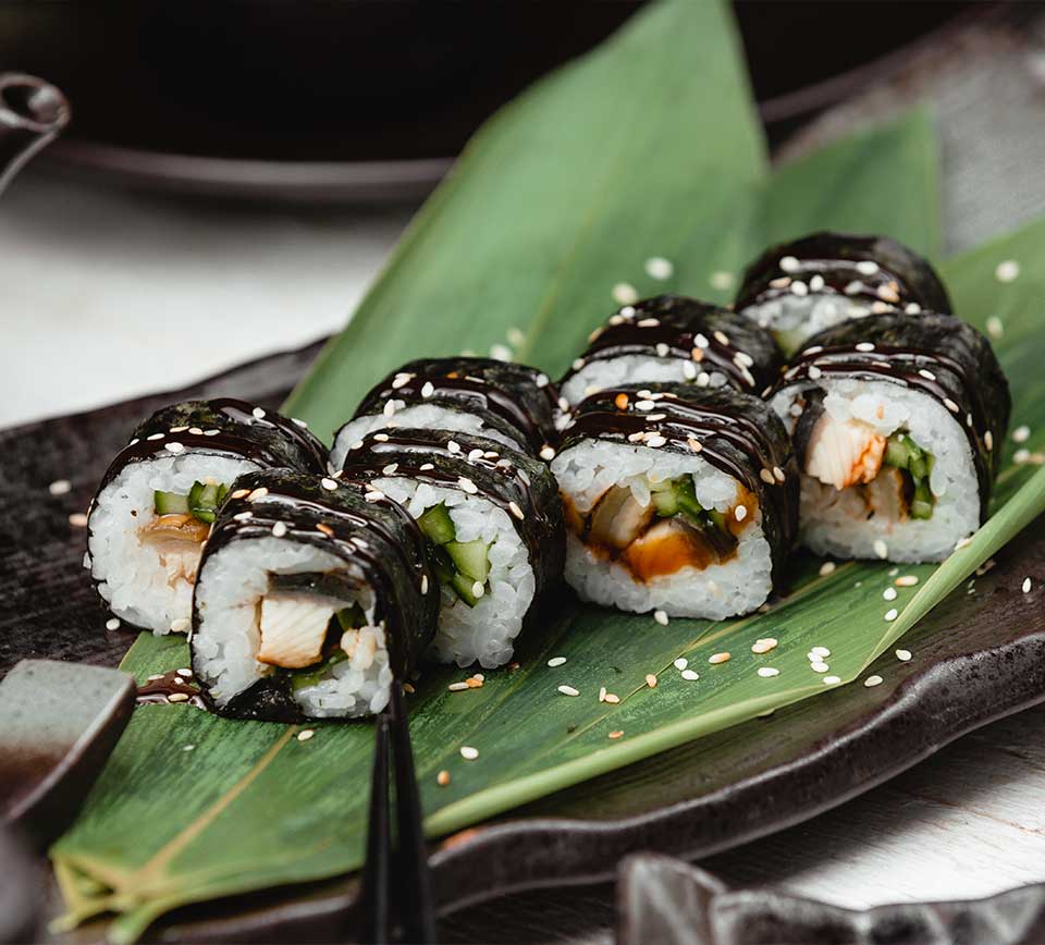 black-wrap-rice-sushi